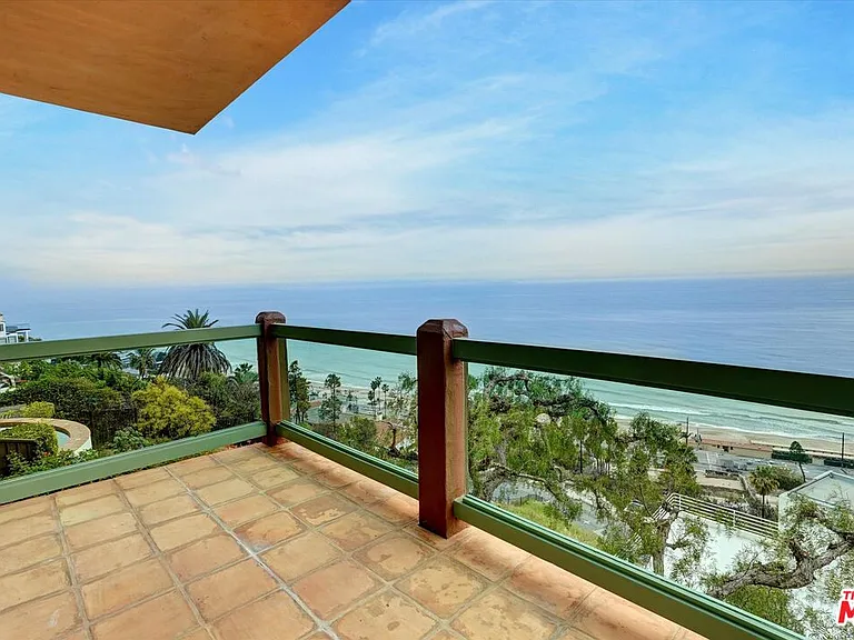 3916 Rambla Orienta — Photo 40