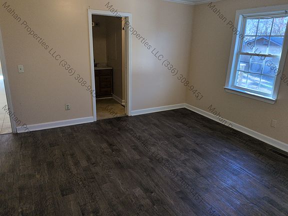 5th image of 2044 Brooklyn Ave