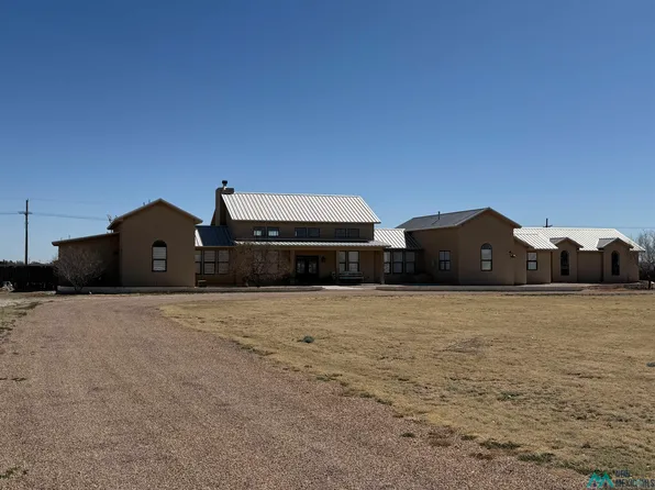 6724 N Davis Ln, Hobbs, NM 88242