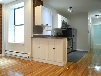 Rented by Next Door Realty NYC