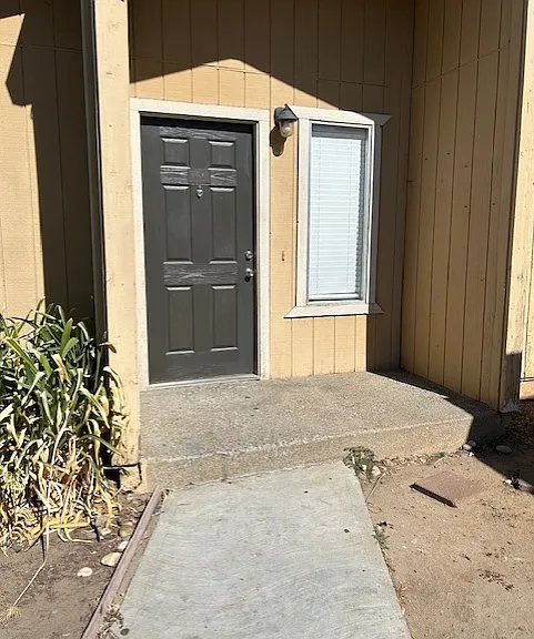1819 S Cherokee Ln #61 — Photo 1