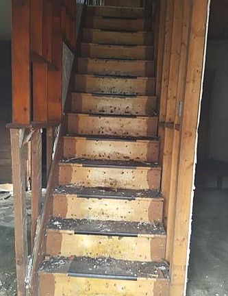 4th image of 518 Main St