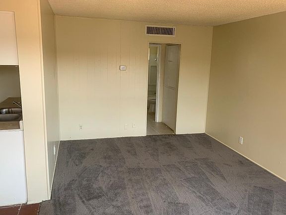 4th image of 2586 Van Patten St #14