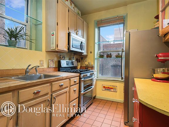 4th image of 606 W 113th St APT 6B