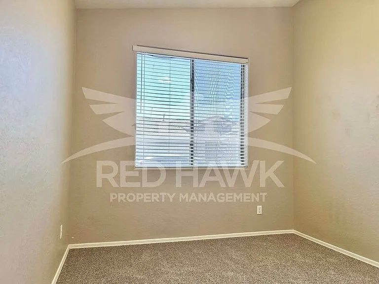 6660 E Roland St — Photo 10