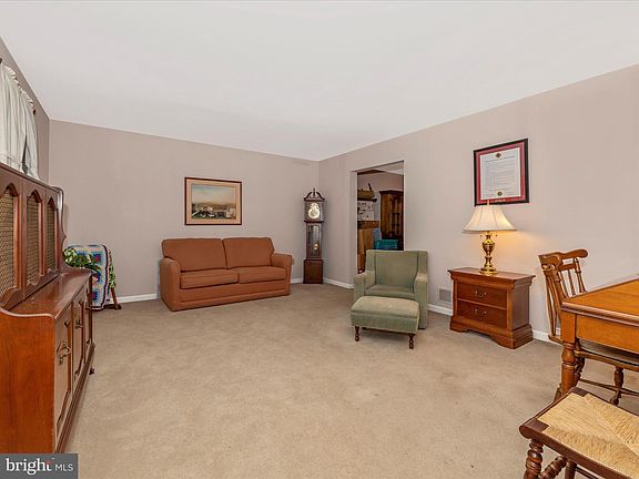 6655 Christy Acres Ct, Mount Airy, MD 21771 | MLS #MDCR2018168 | Zillow