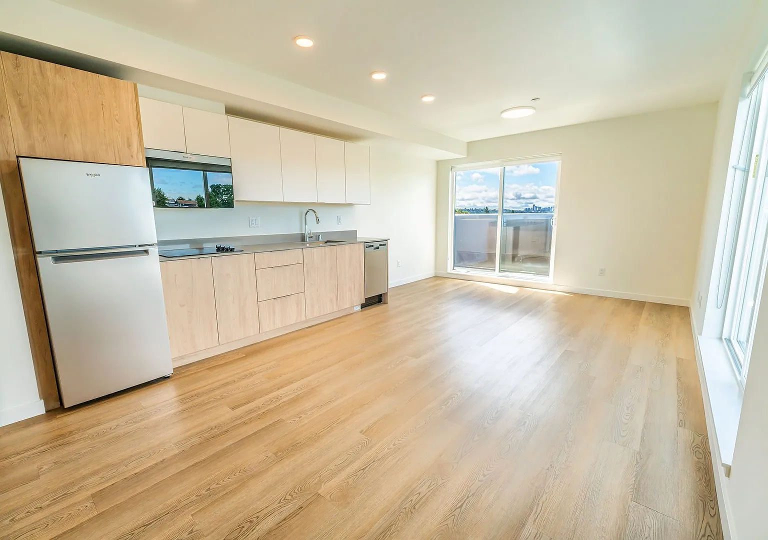 Stone Row Apartments — Photo 4