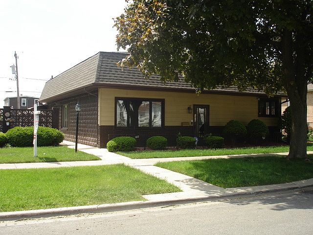 1st image of 1410 N 23rd Ave