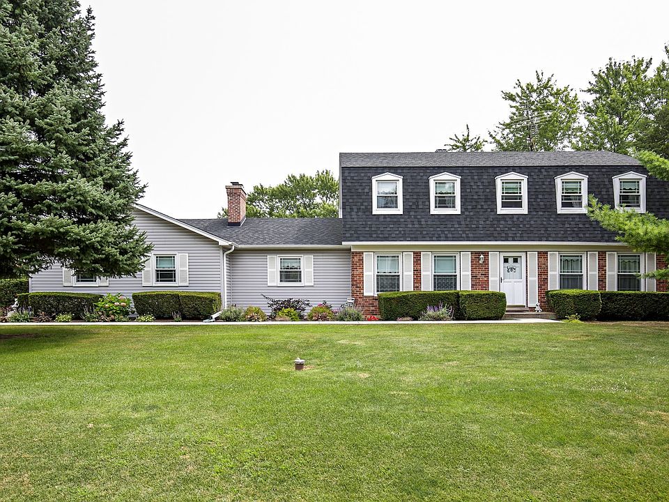 1st image of 30W235 Bellingham Ln