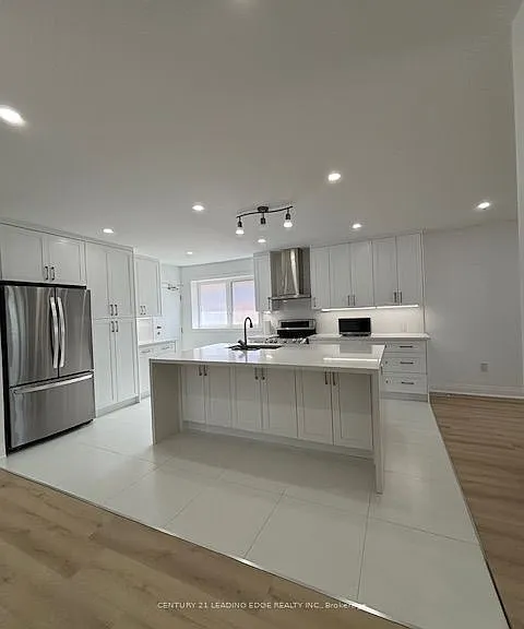 3 Kennebec Cres #MAIN — Photo 5