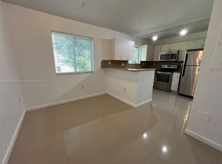 990 NE 33rd Ter UNIT 204, Homestead, FL 33033