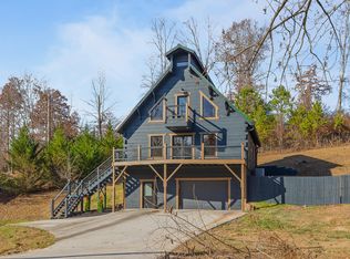 3981 Green Shanty Rd, Ooltewah, TN 37363