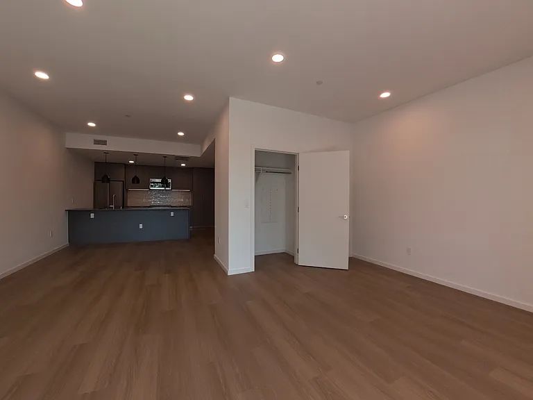 5119 Colfax Ave #203 — Photo 32