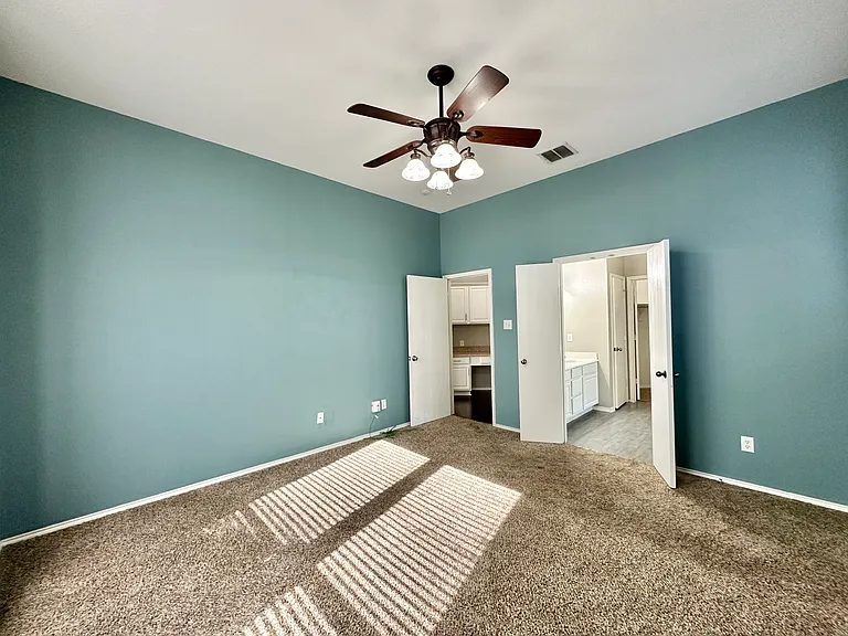 6920 Misty Meadow Ln — Photo 5