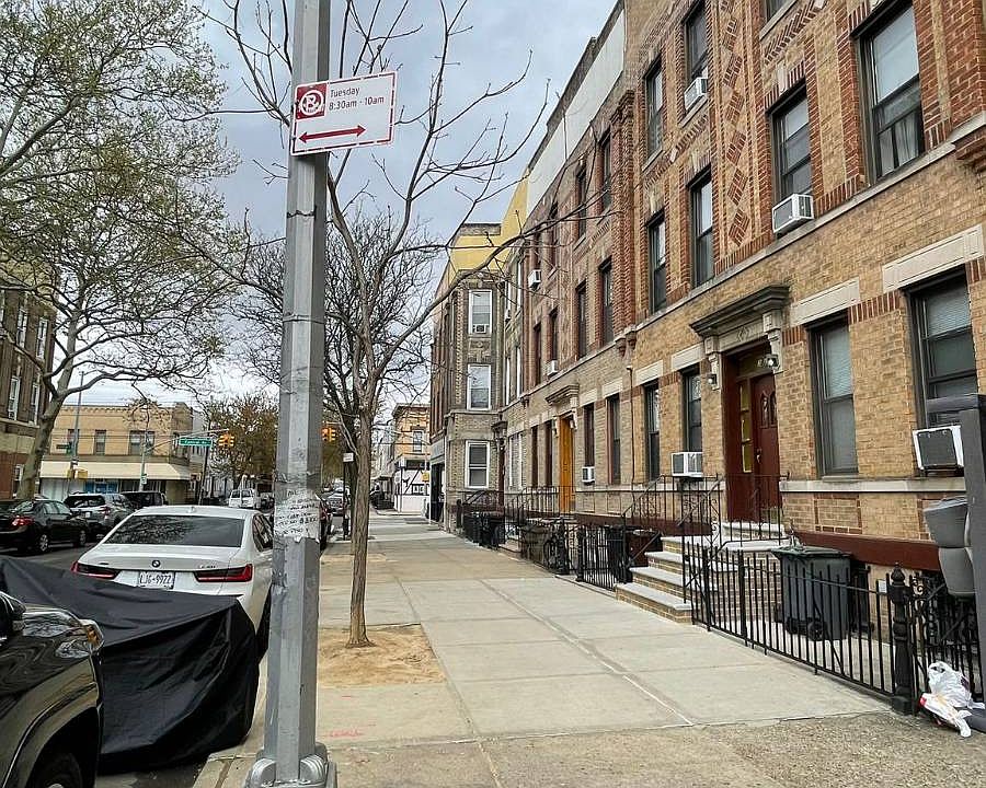 2nd image of 67 Place