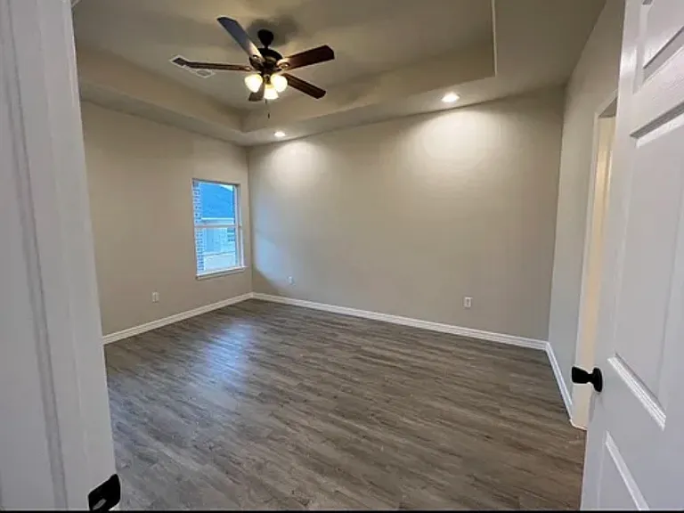 5610 Neptune Rd — Photo 5