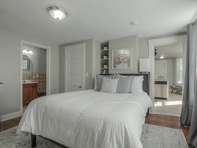 4416 Terrace St #1 — Photo 10
