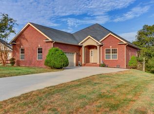 5605 Autumn Creek Dr, Knoxville, TN 37924