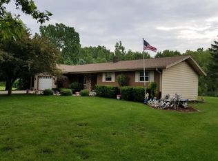 8711 Vona Dr, Racine, WI 53406