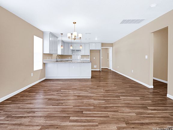 5th image of 1322 PASADENA