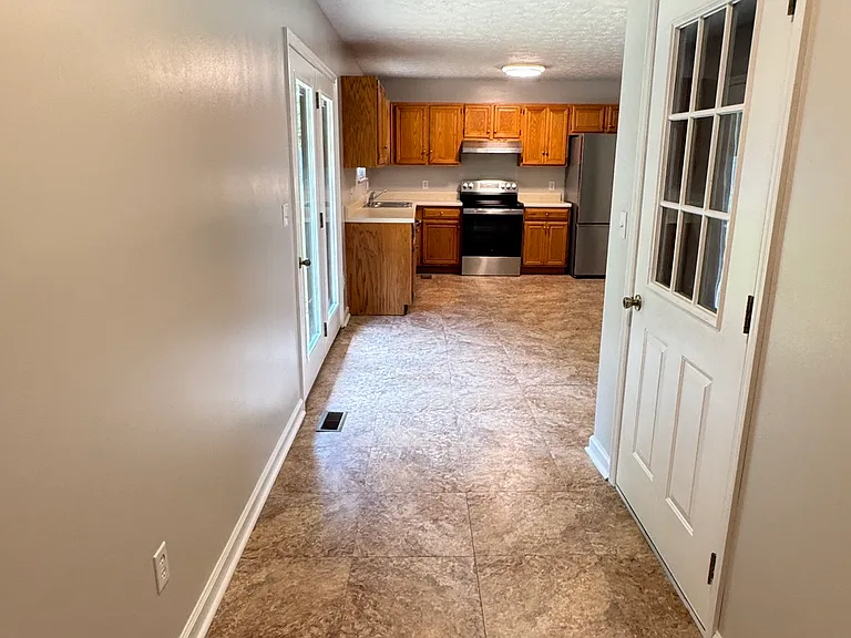 212 Tellico Ave — Photo 5