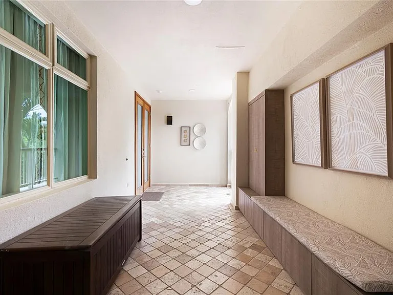 500 Plantation Village Dr #3-208 — Photo 33