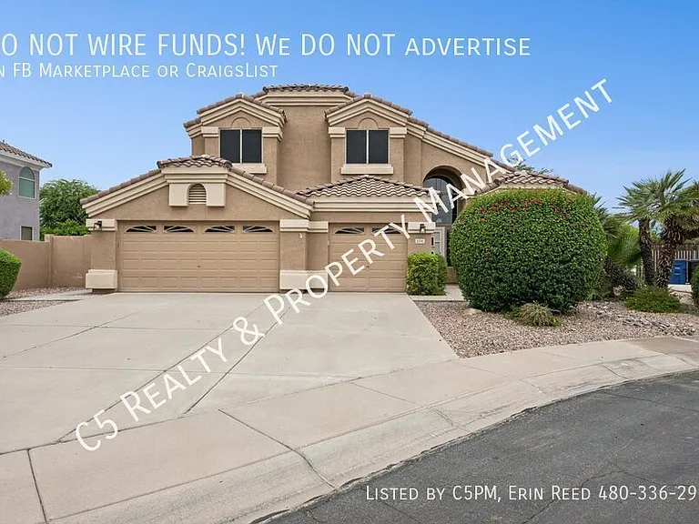 1230 S Harrington St — Photo 3