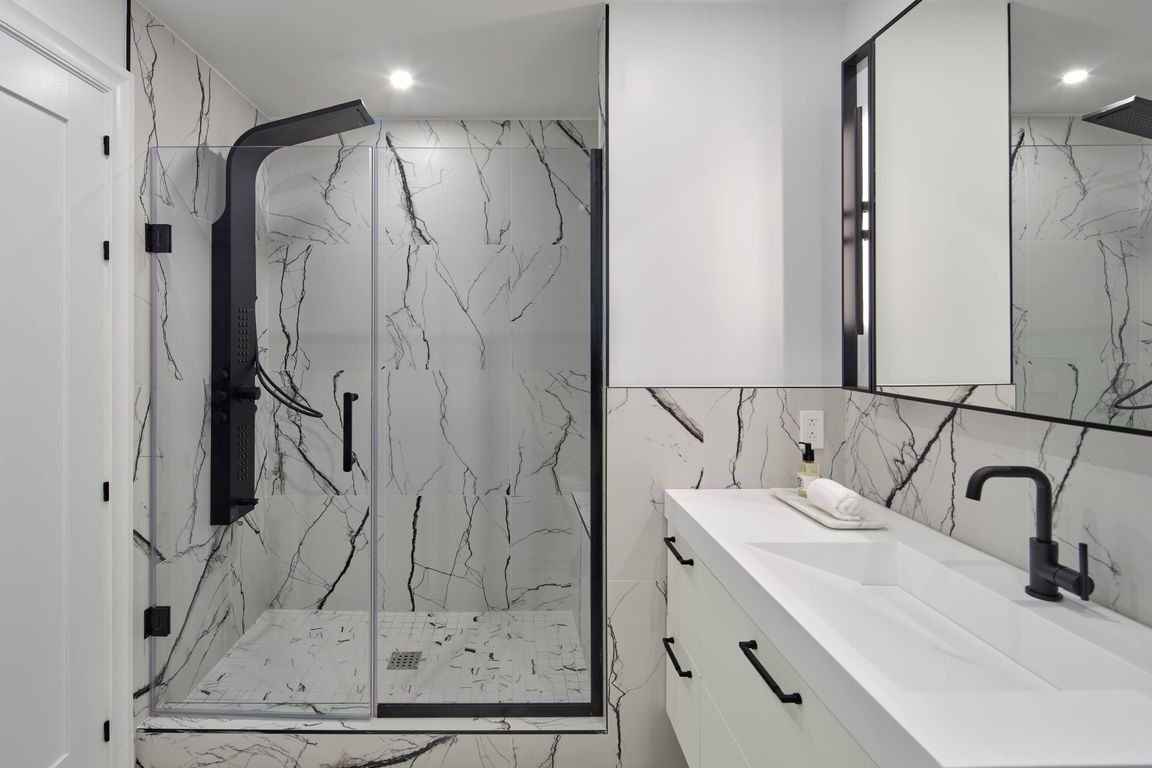 Bathroom Shower 2