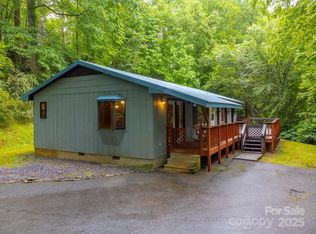 302 Mitchell Rd, Sylva, NC 28779