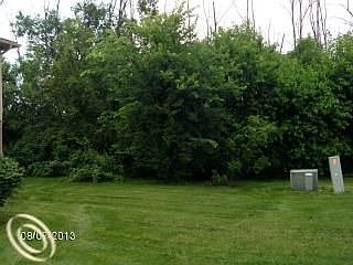 2nd image of 61238 Greenwood Dr #1