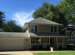 909 Central Ave SW, Le Mars, IA 51031