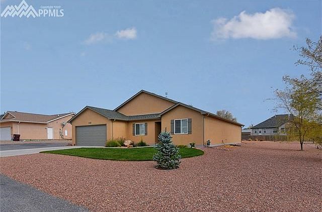 1st image of 122 S Trevino Dr