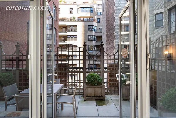 Sold by Corcoran | media 21