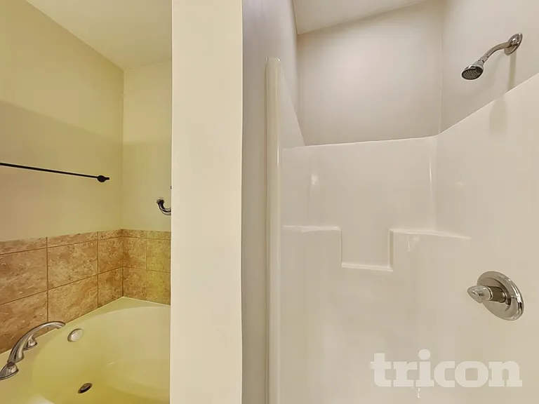 110 Cottage Trce — Photo 9