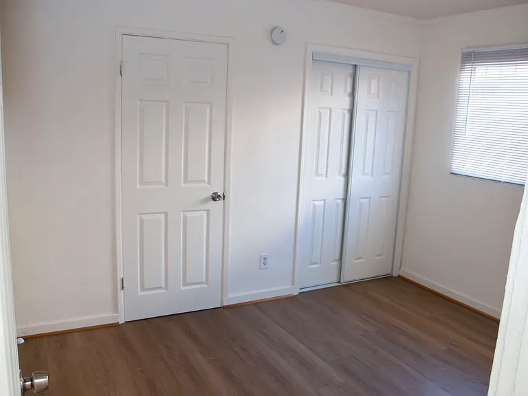 1444 W 88th Pl — Photo 9