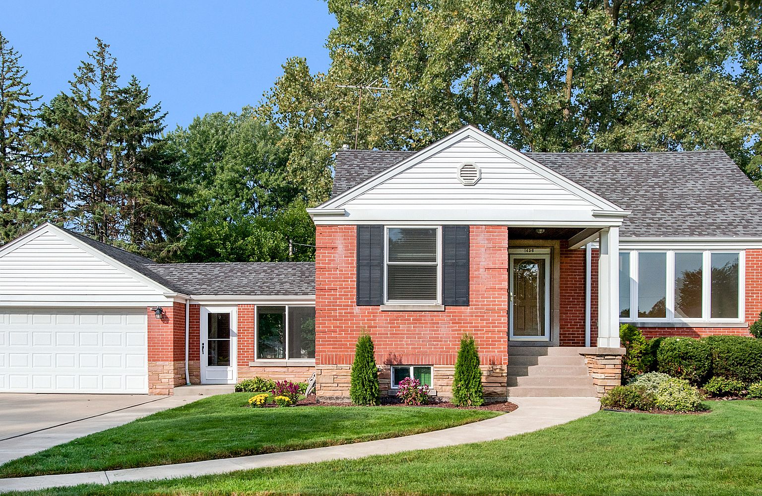 1456 Highridge Pkwy, Westchester, IL 60154 Zillow