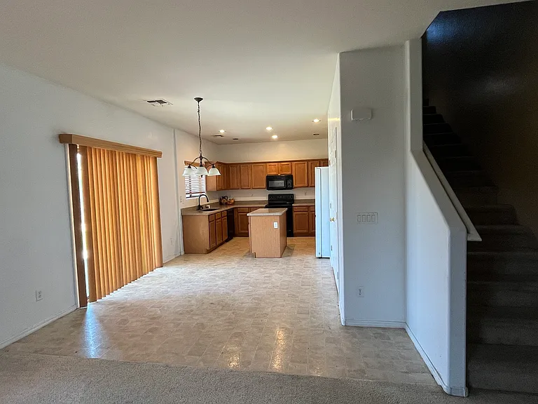 17743 W Hearn Rd — Photo 5