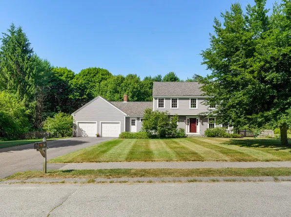 35 Fieldstone Drive, Yarmouth, ME 04096