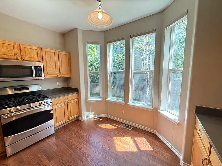 228 Holland Thompson Dr — Photo 2