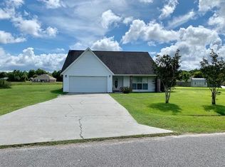 10 Bear Path, Picayune, MS 39466