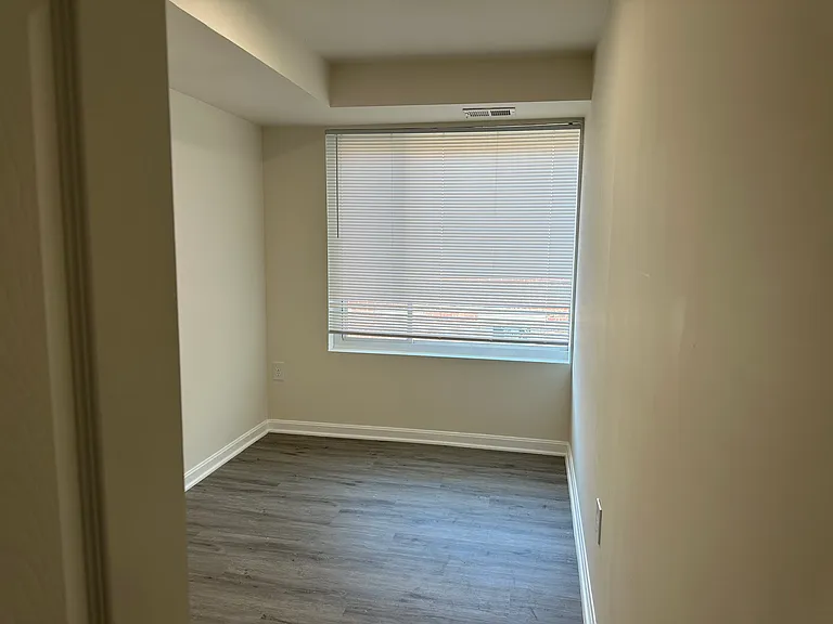 706 Brandywine St SE #202C — Photo 2