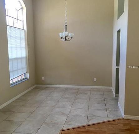 4th image of 2017 Alafia Oaks Dr