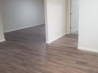 282 W Clover Rd #B-C, Tracy, CA 95376