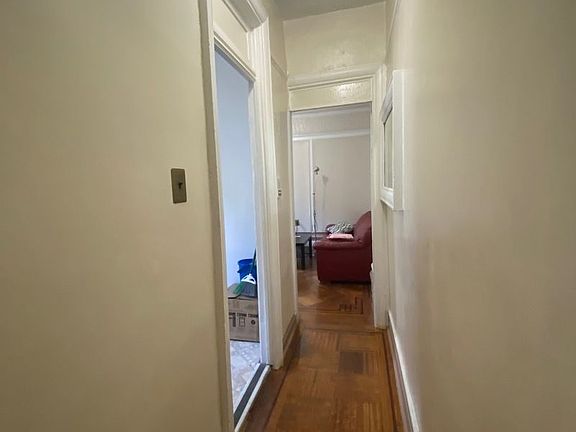 4th image of 1176 President St APT 19