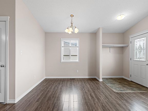 4th image of 10634 155th St NW