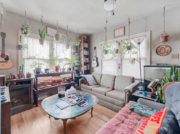 wichita-kansas-77356117 picture