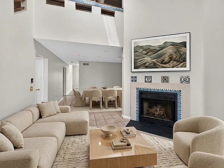 333 Basswood Cir — Photo 17