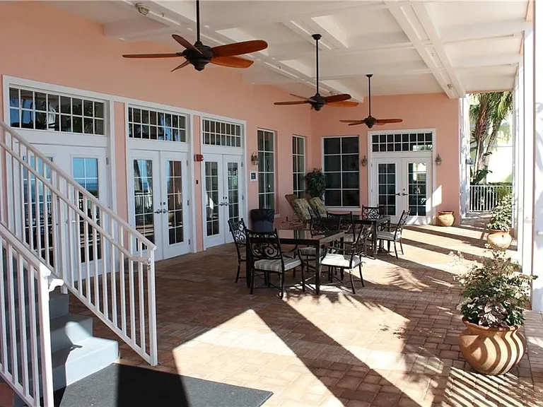 5132 Beach Dr SE #D — Photo 6