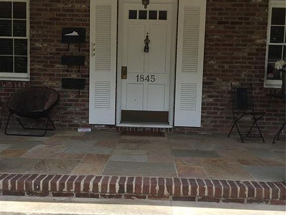 2nd image of 1845 Monroe Dr NE APT 2