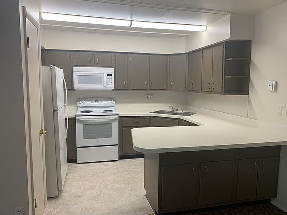 2nd image of 8772 Sieloff Dr APT E